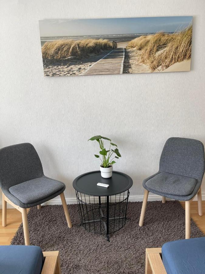 Top Lage In Rostock 3 Zimmer Wohnung Mit Bestem Ausblick Im 1 Og Rechts מראה חיצוני תמונה